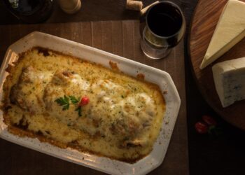 escondidinho de carne seca com mandioca