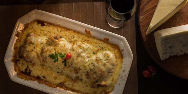 escondidinho de carne seca com mandioca