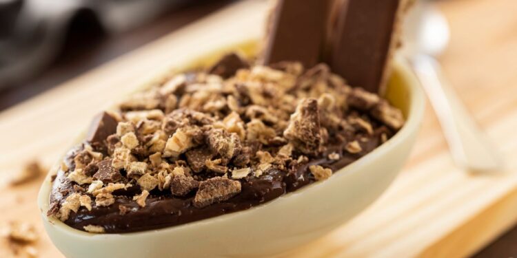 ganache de chocolate para rechear ovo de Páscoa de colher
