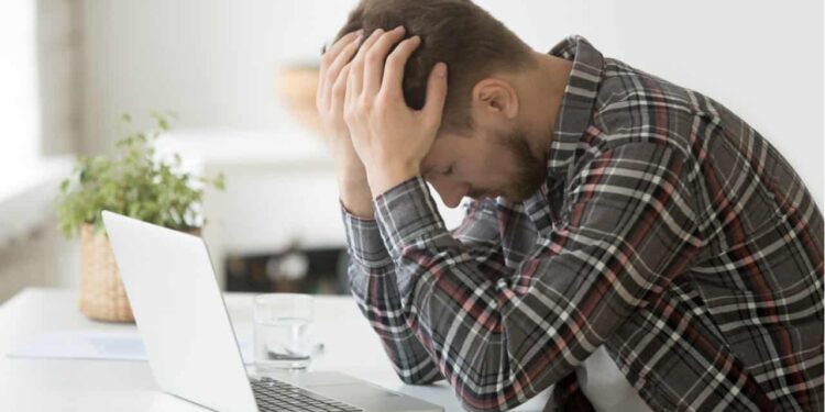 Vai omprar um Smartphone? Confira 7 dicas para não cair em golpes