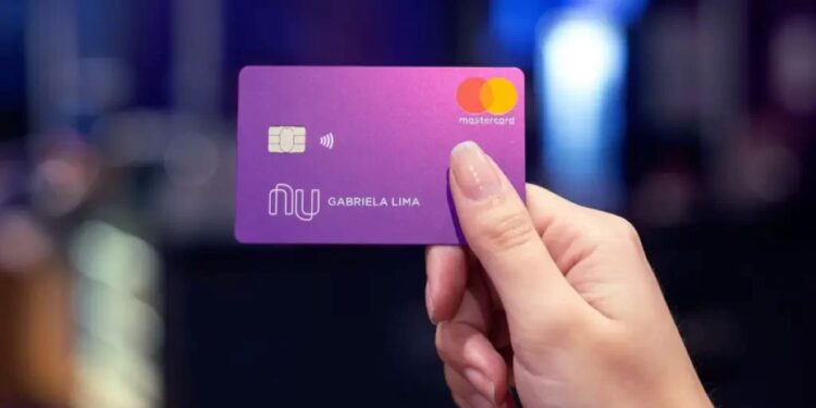 Confira como aumentar o limite do seu cartão Nubank