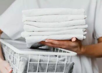 Deixe suas roupas brancas como novas com essa dica incrível!