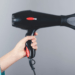 É possível deixar a casa brilhando com o secador de cabelo? Confira 10 dicas infalíveis!