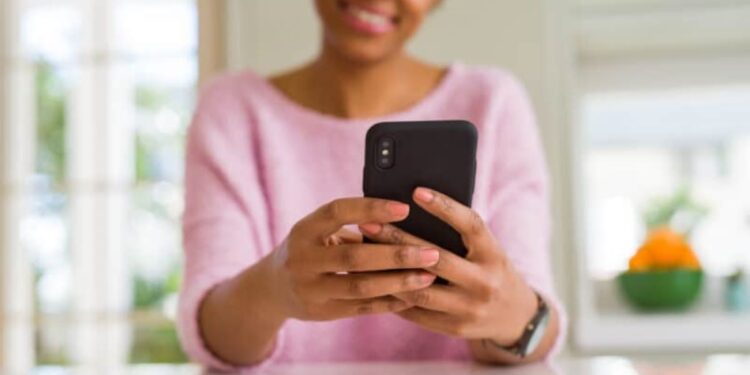 WHATSAPP: Confira como compartilhar tela durante uma chamada de vídeo