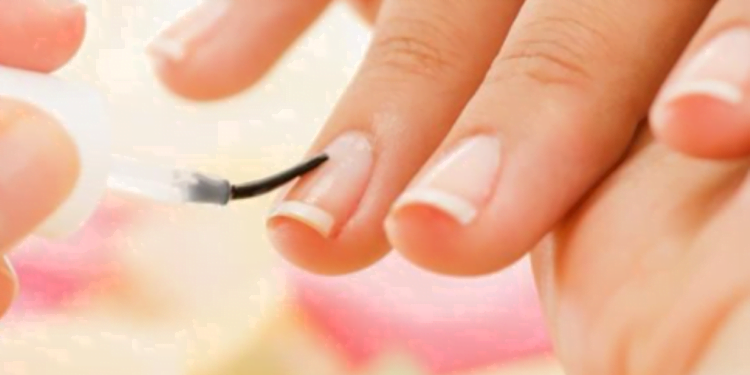 Como obter Unhas de salão em casa? Domine esta técnica infalível!