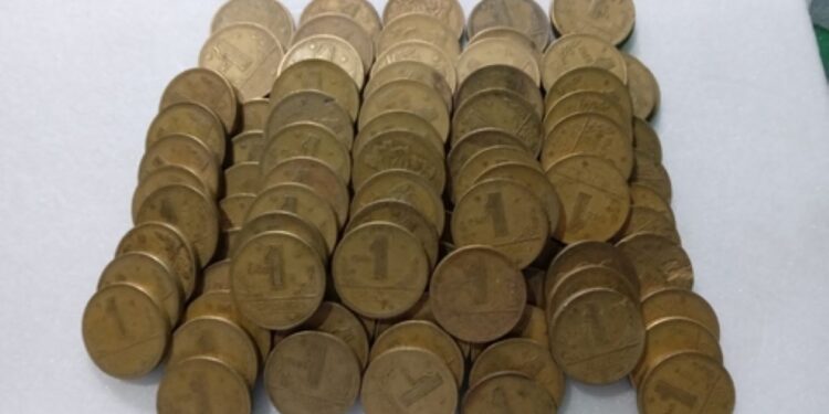 Inacreditável: Essas 4 MOEDAS de 1 CRUZEIRO podem valer R$ 10.000,00