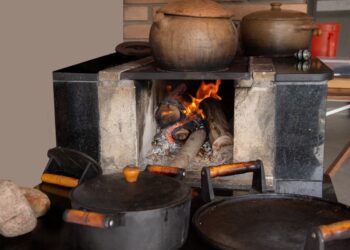 Aprenda a limpar chapa de fogão à lenha!