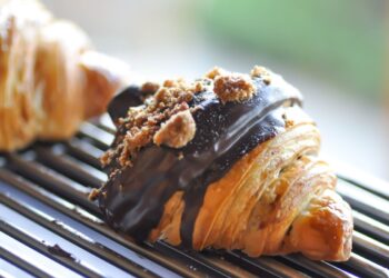 Croissant de chocolate simples