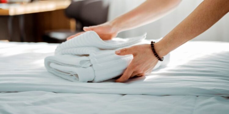 Limpeza rápida do quarto: Deixe tudo limpinho!