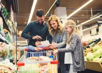ECONOMIZE NO MERCADO: Aprenda a fazer uma lista de compras inteligente