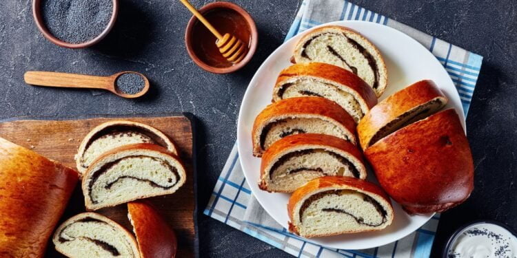 pão rocambole recheado
