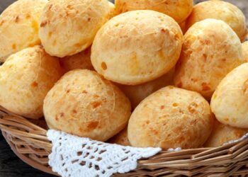 pão de queijo