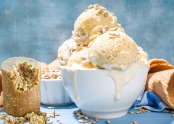 sorvetão caseiro com paçoquinhas