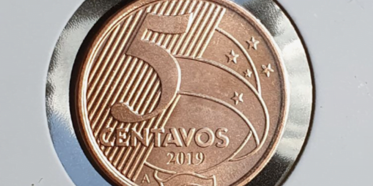 As duas Moedas de 5 centavos mais valiosas, que valem até R$4.900,00