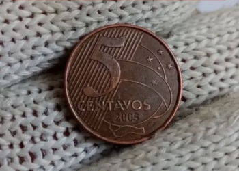 Moeda de 5 CENTAVOS ano 2005 que VALE R$ 1.100,00