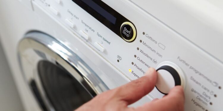 Estes são os segredos para a máquina de lavar limpar bem as roupas!