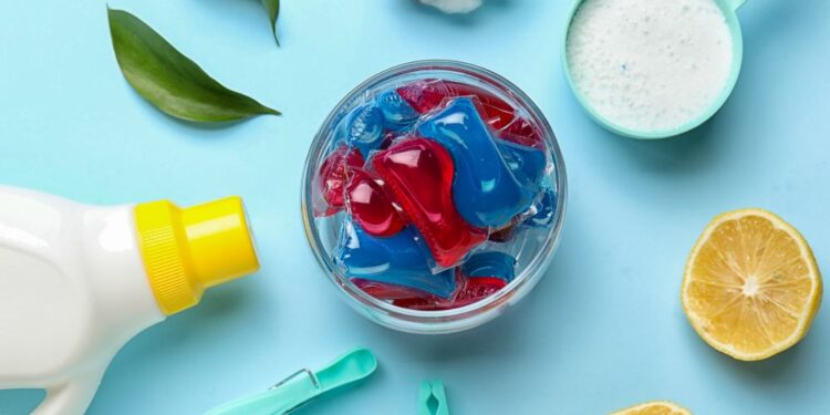 Misture detergente e limão e veja a mágica na sua cozinha