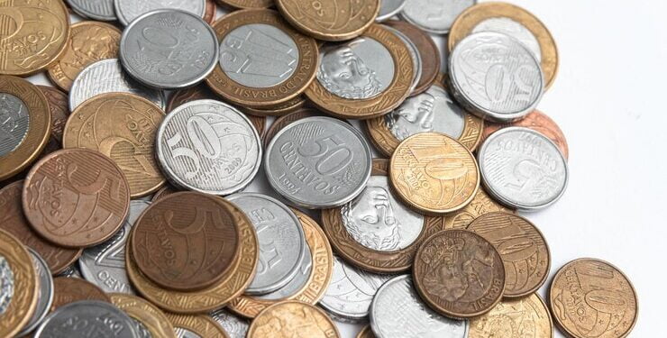 Moedas antigas brasileiras valiosas