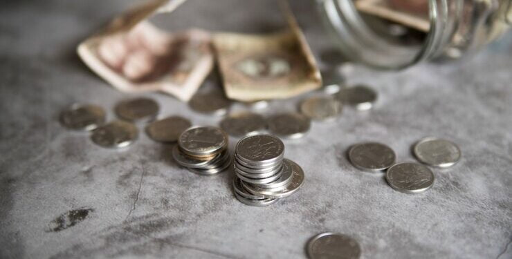 Moedas pseudo inclusas