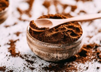 Truques com borra de café na cozinha - Surpreenda-se!