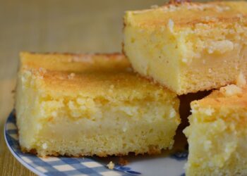 bolo de fubá cremoso