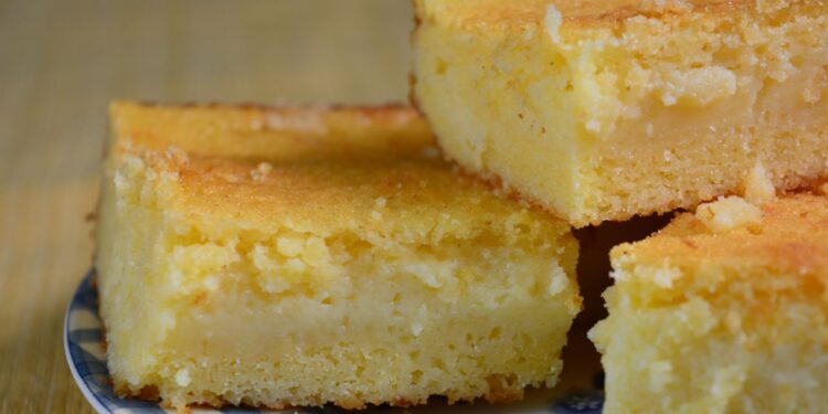 bolo de fubá cremoso