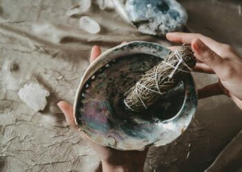 como fazer incenso natural em casa