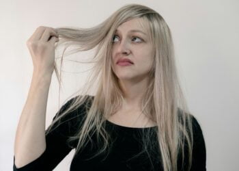 como melhorar cabelo ressecado