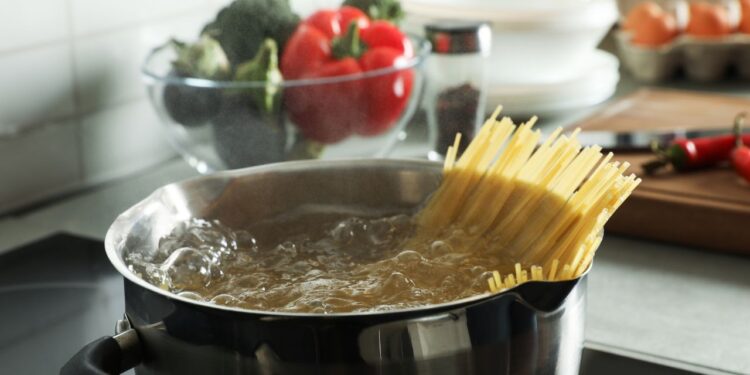 espaguete de uma panela só