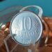 Moeda de 10 centavos ano 1997 e seus incríveis erros de cunhagem que valem até R$ 350!
