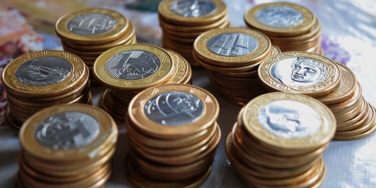 Erro inesperado: moeda de 1 real 1998 pode valer até R$ 250