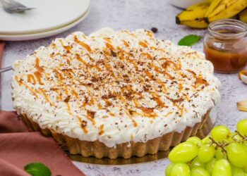 torta de leite Ninho com uva