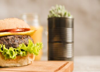 Como Preparar o Icônico Big Mac em Casa: Uma Receita Saborosa e Prática