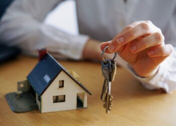 Quer Sair do Aluguel? Veja Como Comprar sua Casa Sem Entrada!
