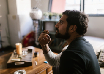 dicas-para-tirar-cheiro-de-cigarro
