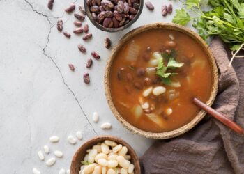 Caldos de Feijão: 7 Variações Deliciosas do Caldo de Feijão