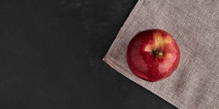 Truque Fácil para Evitar que a Maçã Oxide: Perfeito para o Lanche!