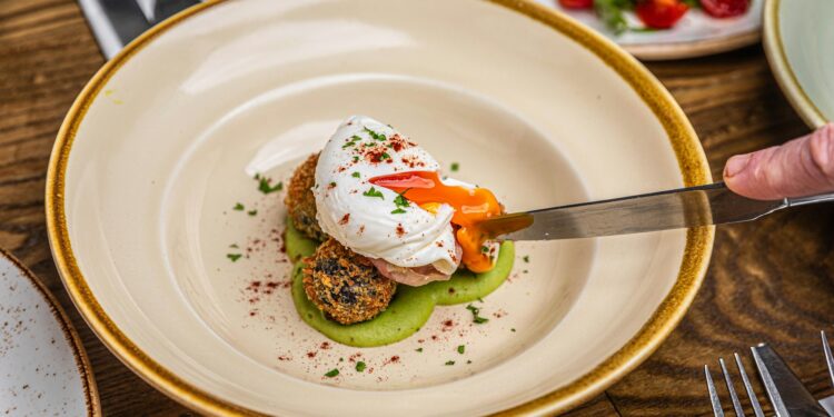 como fazer ovo poche