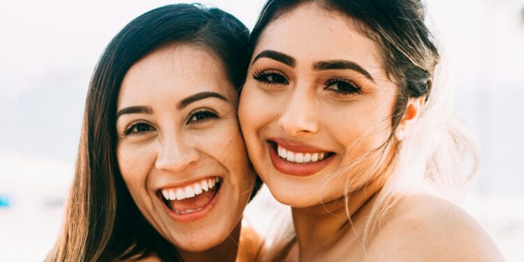 como ter dentes brancos de forma econômica