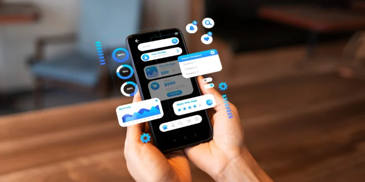 Usuário interagindo com interface digital no smartphone